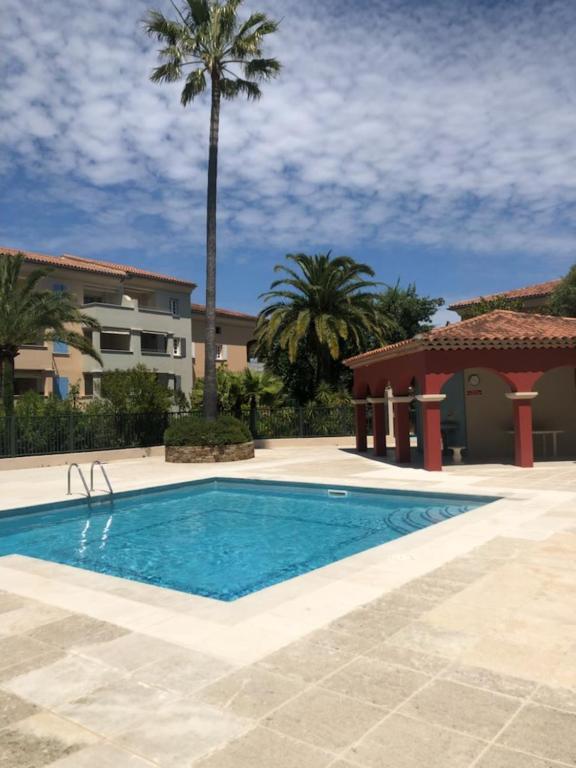 Belle Residence Au Centre De Saint Tropez Avec Piscine Et Garage Saint-Tropez Exterior foto